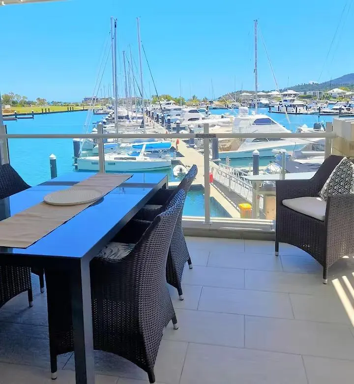 Appartement Aqua View Boathouse Airlie Beach